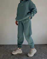GALERIA | WYGODNY DRES Z KAPTUREM
