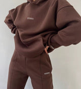 GALERIA | WYGODNY DRES Z KAPTUREM